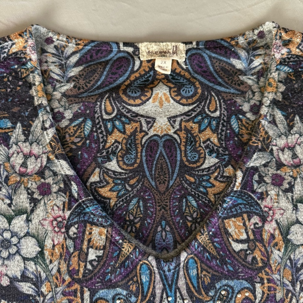 ONE WORLD Floral Boho V-neck Gray, Purple, Blue 3/4 Sleeve Blouse - Picture 6 of 14